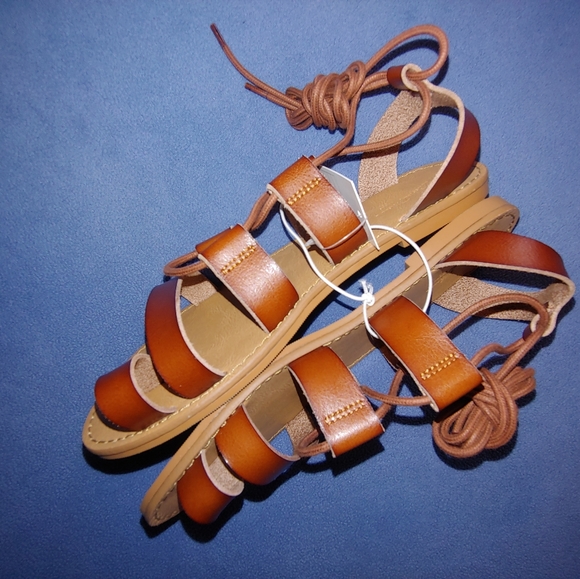 💚 Universal Thread gladiator sandal - Picture 3 of 5